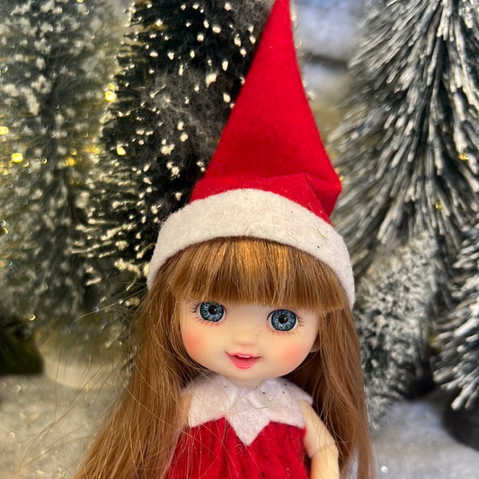 Elf girl blond